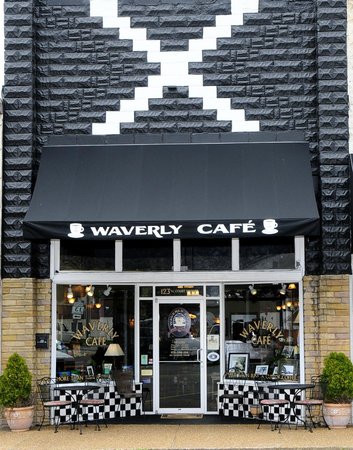 Waverly Cafe storefront in downtown Waverly, Tennessee